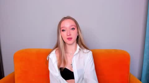 Snapshot of ameliawise chatting on 01-25-25, 09:57 ameliawise online show from 01-25-25, 09:57