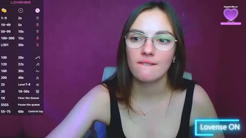 Snapshot of amelie_jackson_ chatting on 12-16-24, 02:05 Amelie online show from 12-16-24, 02:05