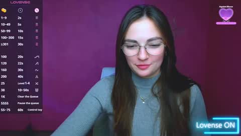 Snapshot of amelie_jackson_ chatting on 12-17-24, 09:28 Amelie online show from 12-17-24, 09:28