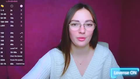 Snapshot of amelie_jackson_ chatting on 12-24-24, 12:33 Amelie online show from 12-24-24, 12:33