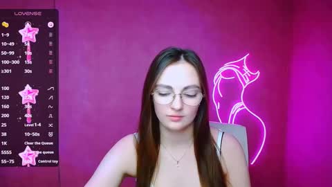 Snapshot of amelie_jackson_ chatting on 01-13-25, 12:45 Amelie online show from 01-13-25, 12:45