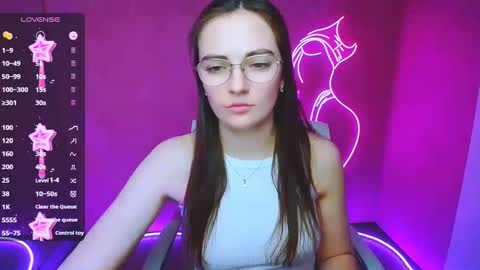 Snapshot of amelie_jackson_ chatting on 01-23-25, 10:33 Amelie online show from 01-23-25, 10:33