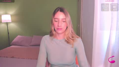 Amelie Graham online show from 02-12-25, 02:10