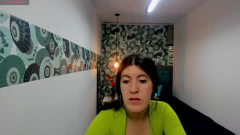 A M E L I E online show from 01-18-25, 12:15