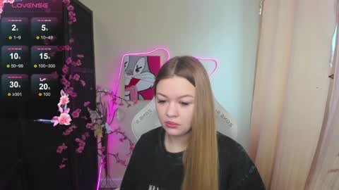 Amelie online show from 04-07-26, 01:28