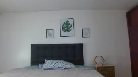Amelie  online show from 07-13-26, 01:36