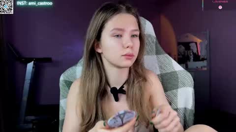 Snapshot of ameliia_castro chatting on 11-30-25, 05:44 Ameliia castro online show from 11-30-25, 05:44