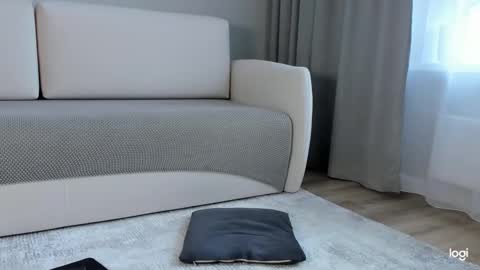 Snapshot of amelinalove chatting on 09-13-25, 01:38 Amelina Love online show from 09-13-25, 01:38