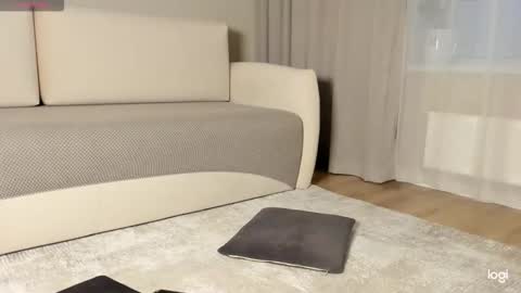 Snapshot of amelinalove chatting on 10-16-25, 12:33 Amelina Love online show from 10-16-25, 12:33