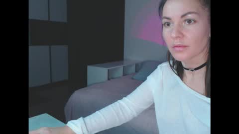 amelinamersi online show from 11-30-25, 05:50