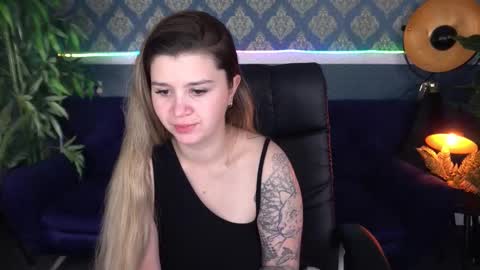 Snapshot of amellymillyy chatting on 11-30-25, 08:13 amellymillyy online show from 11-30-25, 08:13