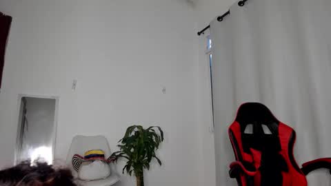 Snapshot of amely_sweetheat chatting on 02-01-26, 03:21 Amely online show from 02-01-26, 03:21