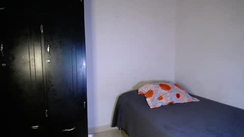 Snapshot of amelycaro chatting on 01-02-25, 05:14 Amely  online show from 01-02-25, 05:14