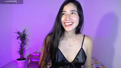 Snapshot of amelycaro chatting on 02-07-25, 06:45 Amely  online show from 02-07-25, 06:45