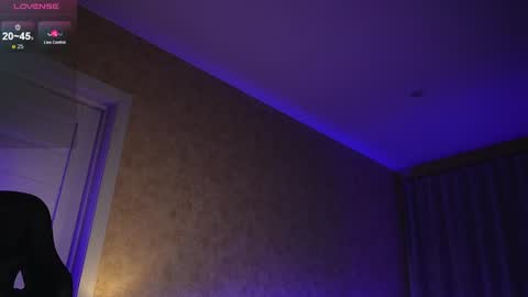 Amy  online show from 12-20-24, 03:47