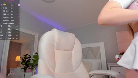 Snapshot of ami_sweet_18 chatting on 03-28-26, 12:32 Ami online show from 03-28-26, 12:32