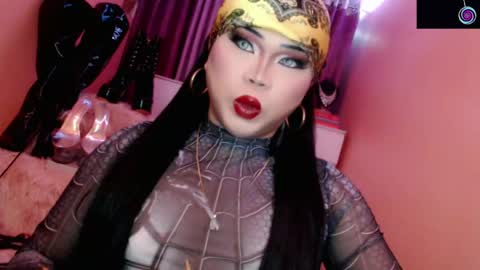 Queen Mireska online show from 04-23-26, 05:04