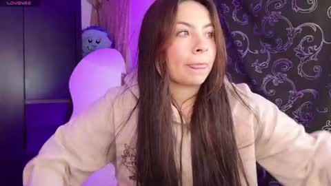 Snapshot of amicuper chatting on 06-24-26, 01:37 Amy online show from 06-24-26, 01:37