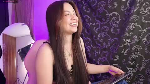 Snapshot of amicuper chatting on 07-11-26, 05:43 Amy online show from 07-11-26, 05:43
