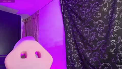 Snapshot of amicuper chatting on 07-15-26, 01:55 Amy online show from 07-15-26, 01:55