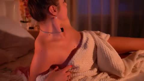 Amida online show from 01-15-26, 05:56