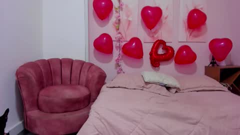 Snapshot of amiiclark chatting on 02-14-26, 07:10 AmiiClark online show from 02-14-26, 07:10