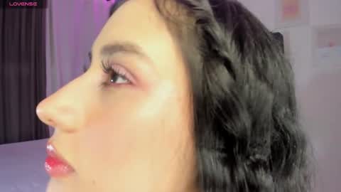 Amira sweet online show from 10-31-25, 12:22