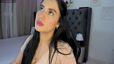 Amira sweet online show from 04-25-26, 01:30