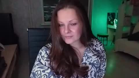 Mila online show from 11-13-25, 08:30