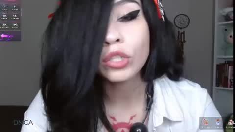 Snapshot of amilustxx chatting on 02-07-26, 12:25 amilust online show from 02-07-26, 12:25