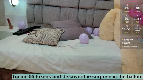 Snapshot of amina_westt chatting on 11-02-25, 11:01 Amina online show from 11-02-25, 11:01