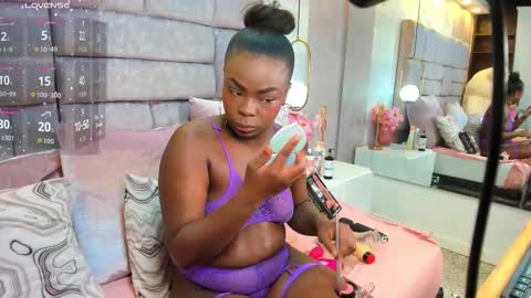 Snapshot of amina_westt chatting on 11-21-25, 10:41 Amina online show from 11-21-25, 10:41