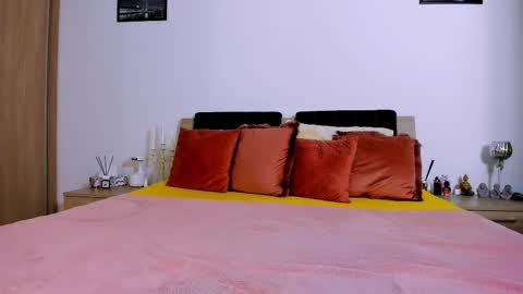 Snapshot of amiracataleya chatting on 10-29-25, 09:00 Arinna online show from 10-29-25, 09:00