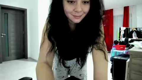 Amiraisa online show from 12-05-25, 04:10