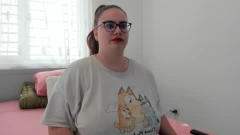 Amira Vyxen online show from 04-06-26, 06:36