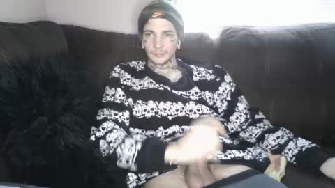 Snapshot of amiri_sweater chatting on 02-26-25, 03:19 amiri_sweater online show from 02-26-25, 03:19