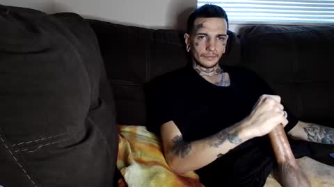 Snapshot of amiri_sweater chatting on 03-06-25, 02:40 amiri_sweater online show from 03-06-25, 02:40