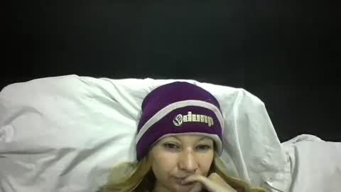 Snapshot of ammber3 chatting on 04-21-26, 11:16 Paula D online show from 04-21-26, 11:16