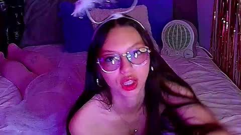 Ammelie online show from 10-31-25, 12:55