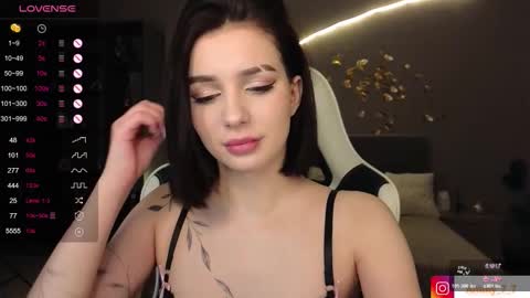 Ammy  dont forget to thumbs up me  online show from 11-24-25, 02:55