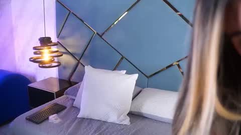 ammy durand online show from 02-12-26, 07:09