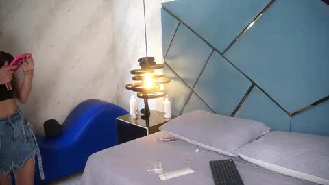 ammy durand online show from 02-26-26, 07:46