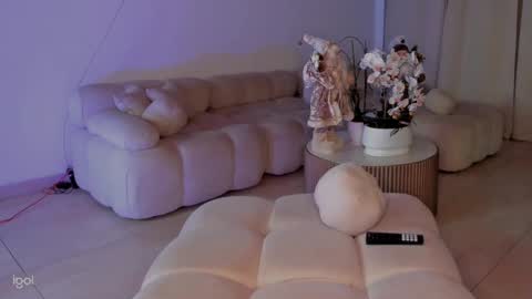 Snapshot of ammy_oxford chatting on 12-08-24, 12:51 Ammy online show from 12-08-24, 12:51