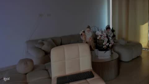 Snapshot of ammy_oxford chatting on 12-08-24, 08:25 Ammy online show from 12-08-24, 08:25