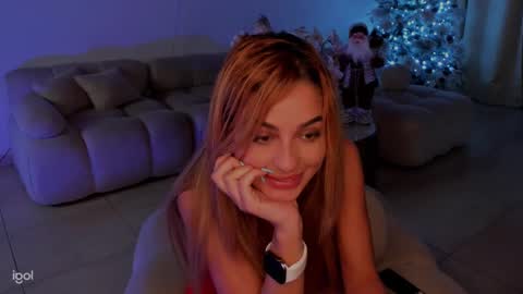 Snapshot of ammy_oxford chatting on 12-19-24, 12:24 Ammy online show from 12-19-24, 12:24