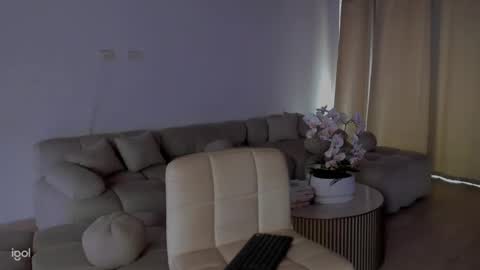 Snapshot of ammy_oxford chatting on 02-13-25, 02:09 Ammy online show from 02-13-25, 02:09