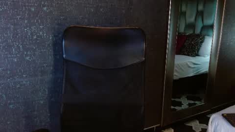 Ammy Jones online show from 07-14-26, 01:08