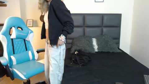 Amnesia online show from 11-17-25, 12:55