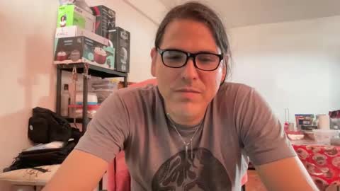 Snapshot of amo_s chatting on 11-05-25, 05:13 amo_s online show from 11-05-25, 05:13