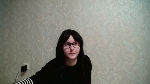 Snapshot of amomira chatting on 12-20-24, 10:38 Amomira online show from 12-20-24, 10:38